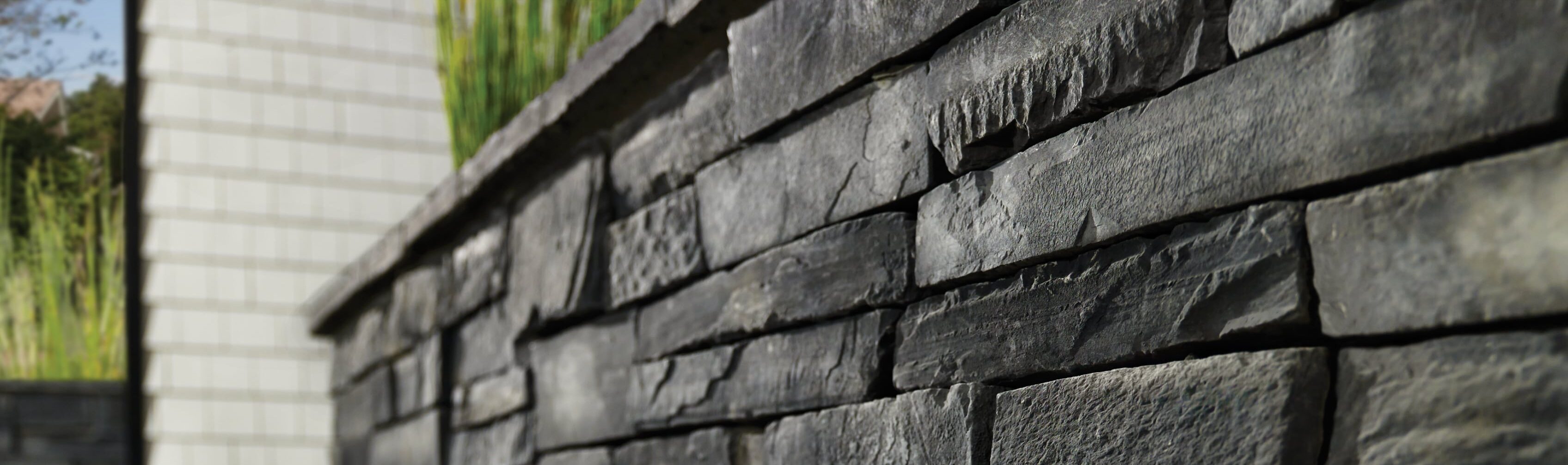 Full width image bar