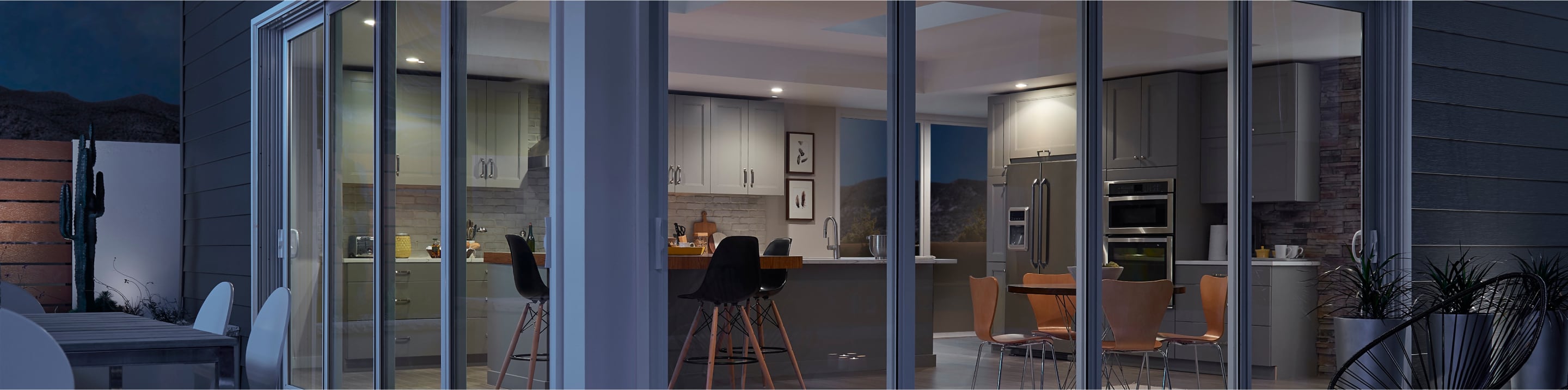 Full width image bar