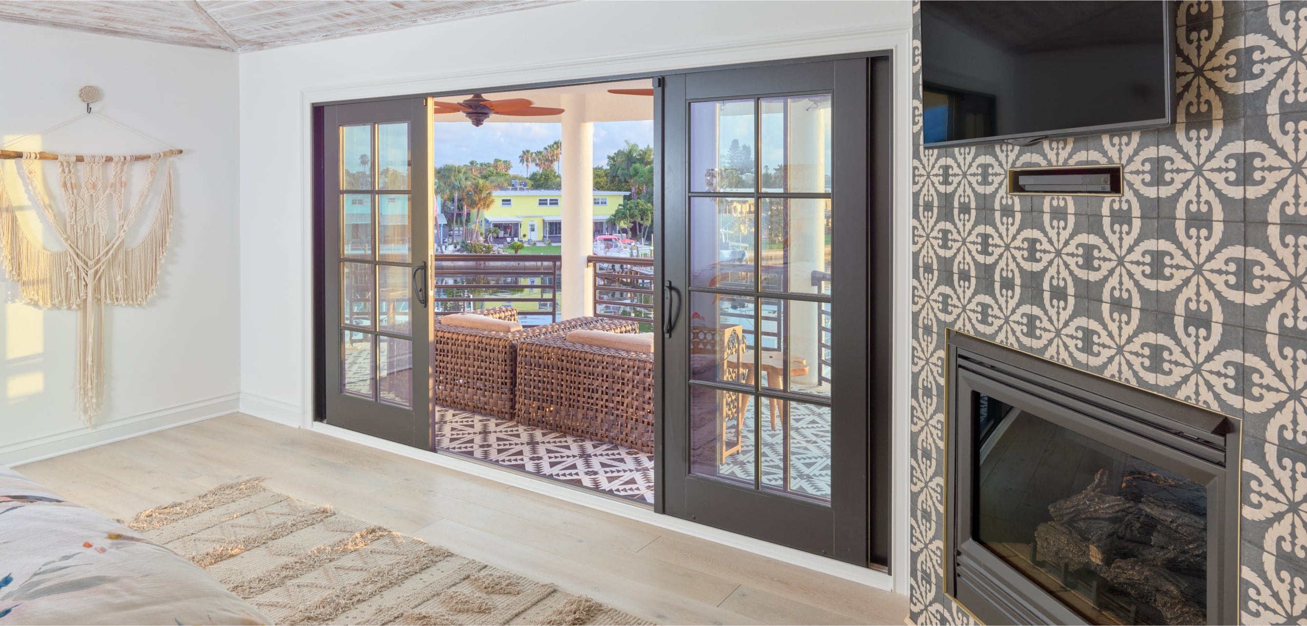 MIRA Patio Doors