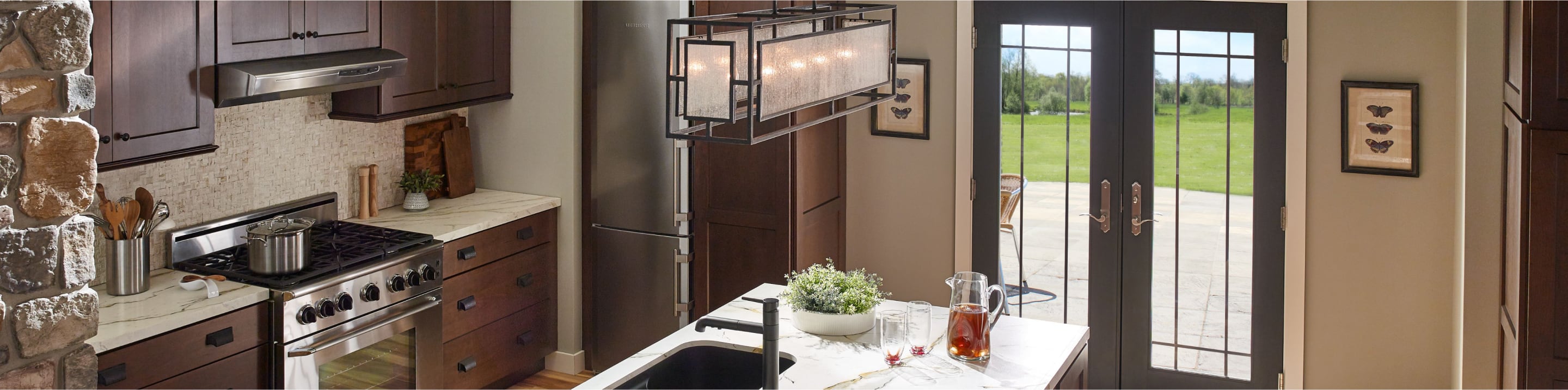 Full width image bar