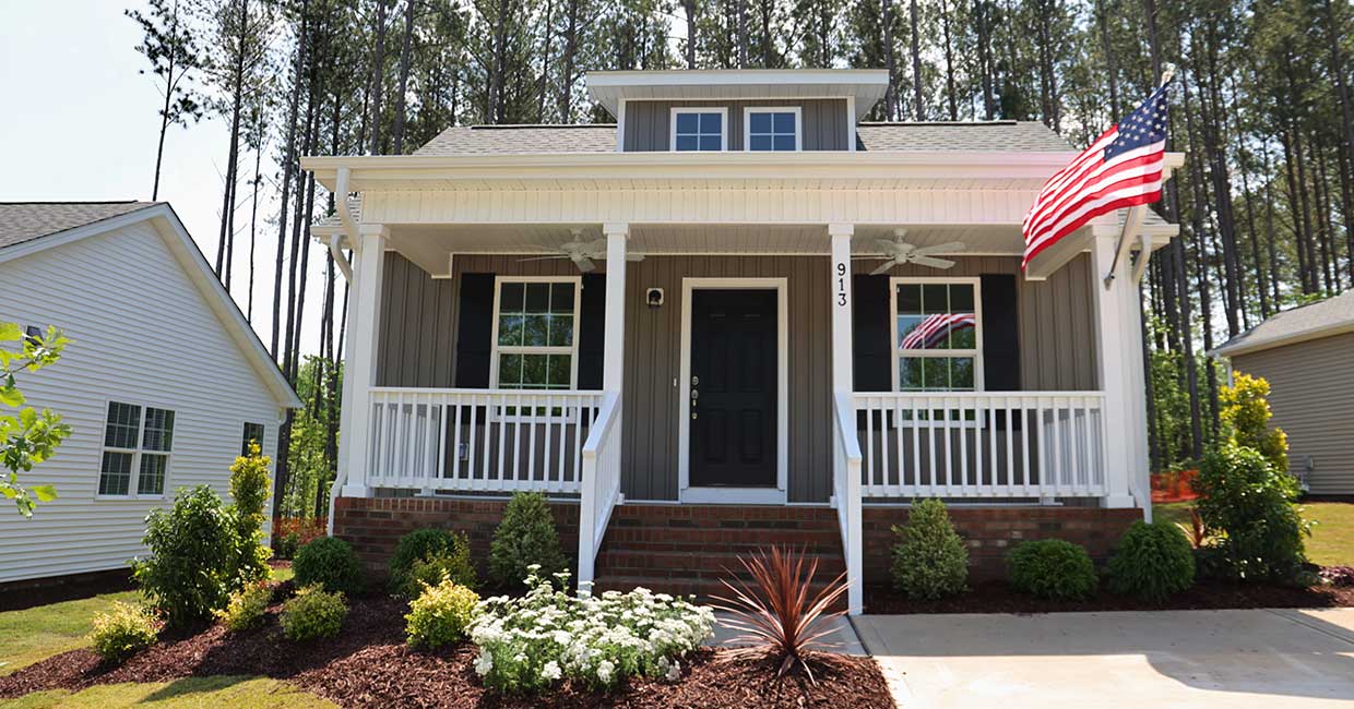 TALIANA® Windows and Mastic® Siding Power Habitat Wake’s Builders Blitz 2025